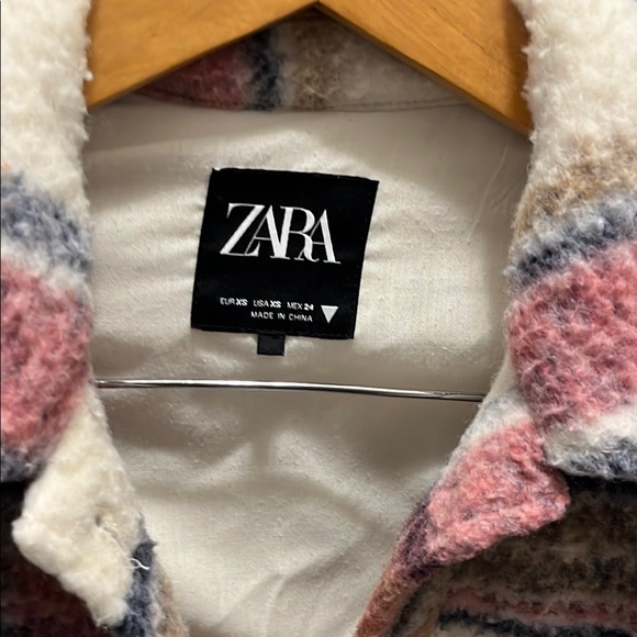 Zara Plaid Button-Up Jacket - Picture 2 of 3